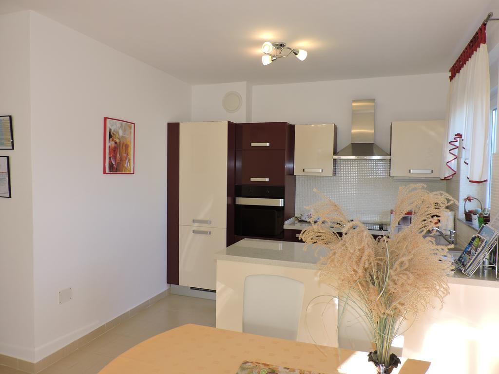 Apartman Legin Fazana Ngoại thất bức ảnh